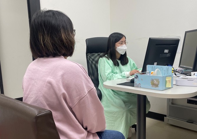 「咻咻」喘鳴聲久咳不癒  醫師提醒：小心氣喘在作祟