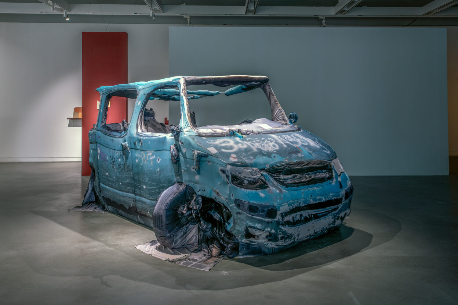 新世代創意璀璨綻放！《2026高雄獎》獲獎名單公布 陳亮璇、張宸瑋、楊傑懷奪首獎 展覽2/7登場