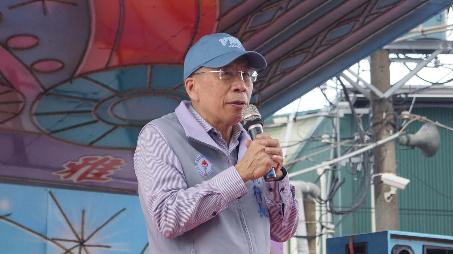 歲末送暖情！中油石化事業部義捐洗衣精　家家戶戶快樂迎新年