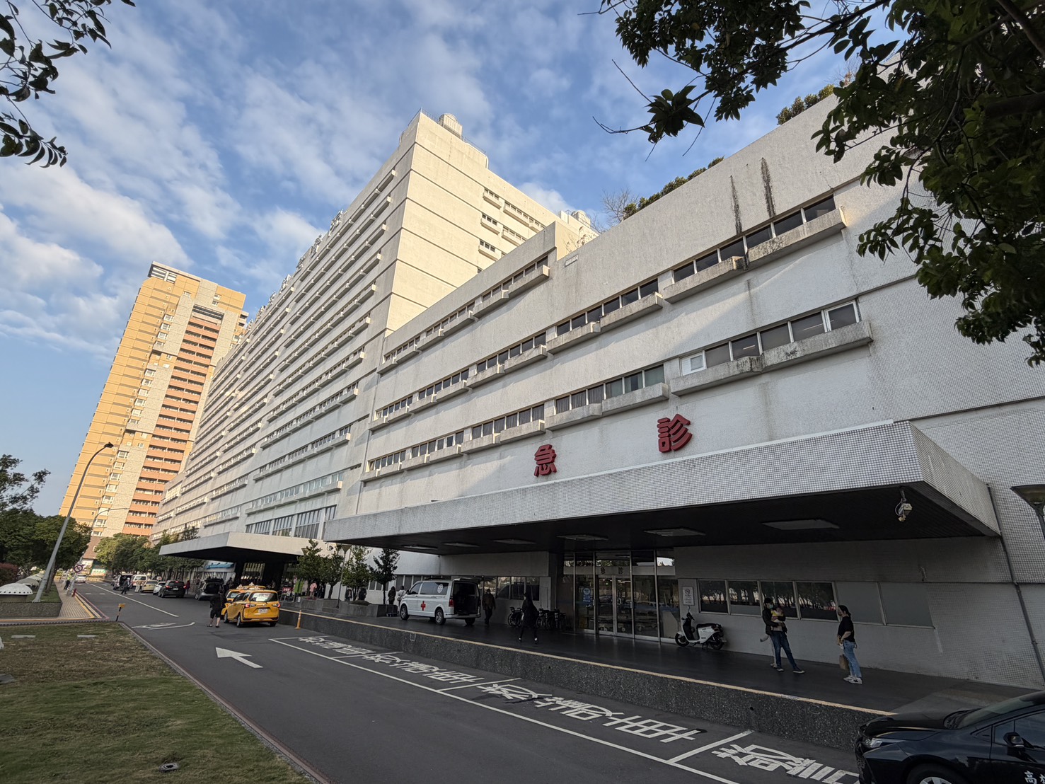 讓民眾安心過春節 高雄長庚、大同、鳳山醫院聯手備戰急診量能