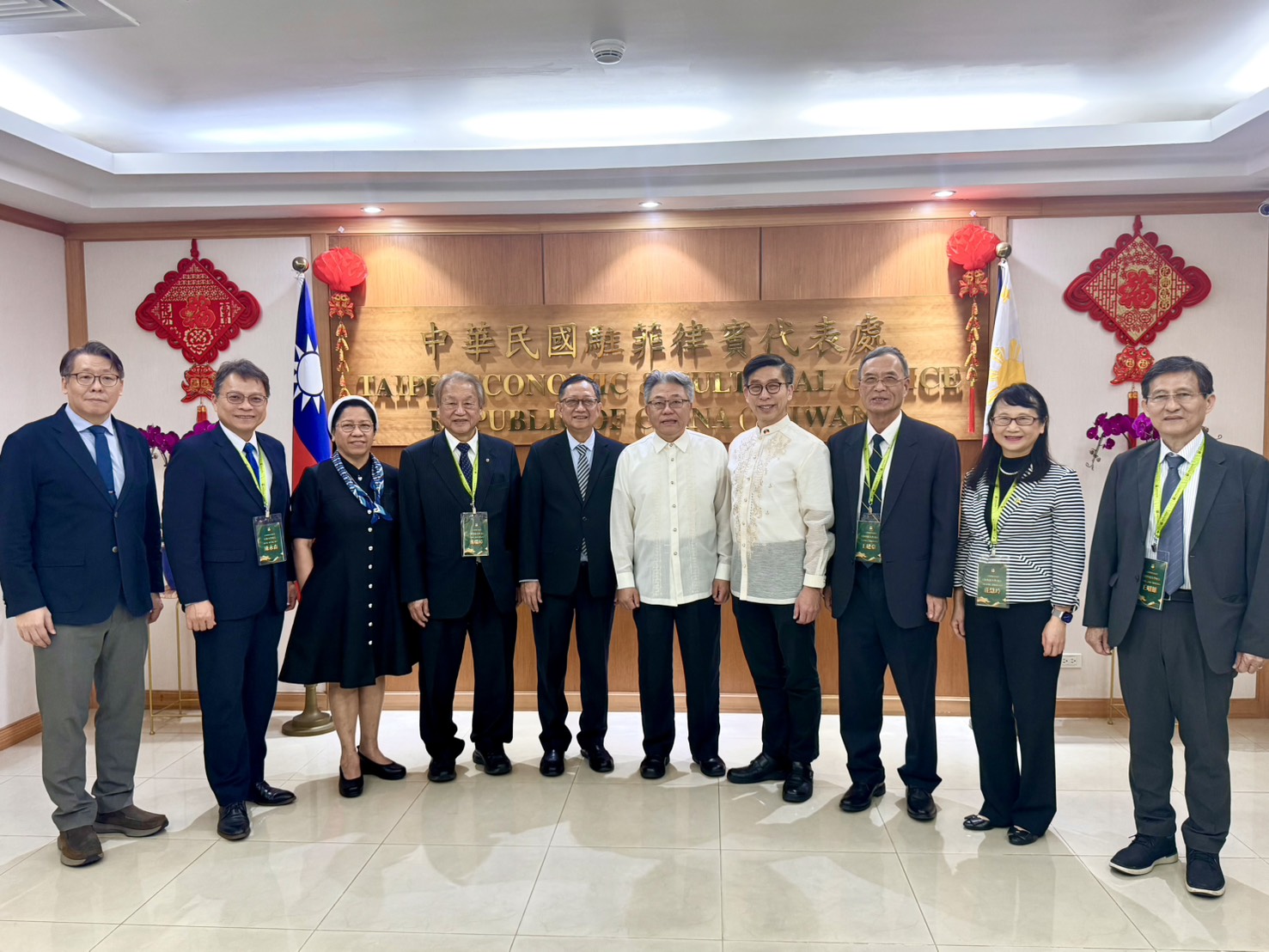 立委鍾佳濱率高屏五大學校長 赴菲簽署MOU 深化台菲教育鏈結