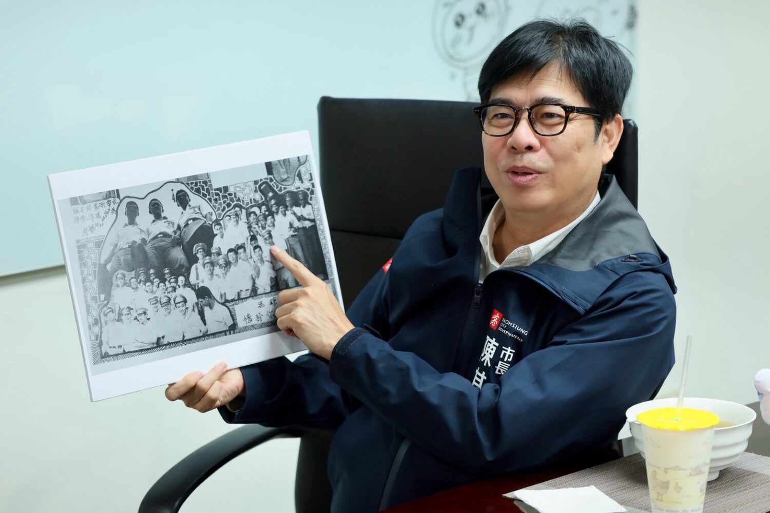 年節時刻與親人相聚 陳其邁回憶青澀年少 分享高雄在地好滋味 年節時刻與親人相聚 陳其邁回憶青澀年少 分享高雄在地好滋味