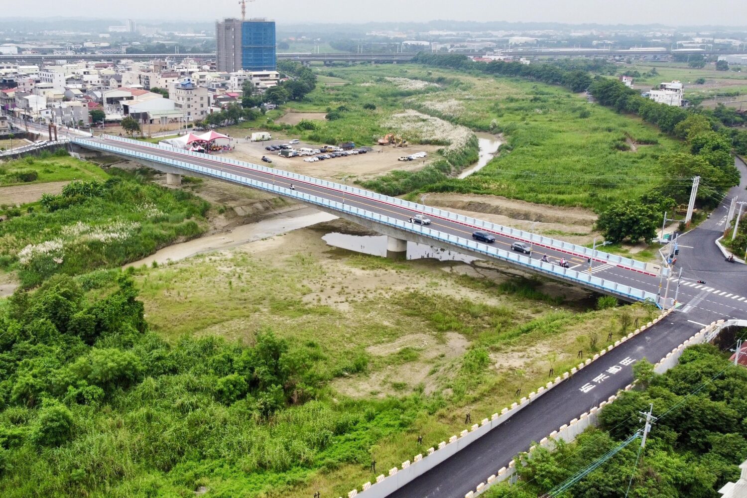 32億道路建設補助未到位 黃偉哲:爭取足額補助及滾動檢討工程順序 32億道路建設補助未到位 黃偉哲:爭取足額補助及滾動檢討工程順序