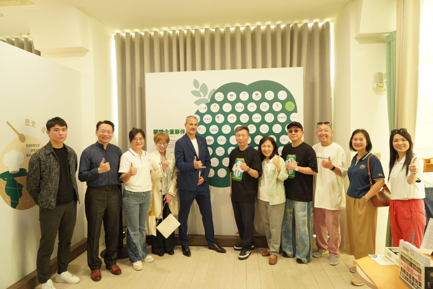 QS世界排名躍升全球第23全台第一 高餐大三十週年校慶展強大校友力