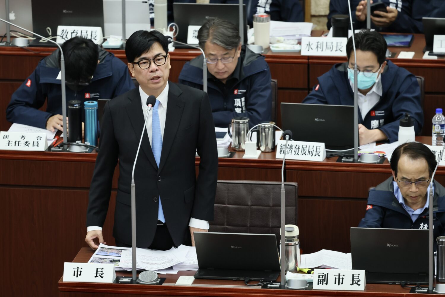 高市府7月起加碼社福點數關懷長者 陳其邁：了解偏鄉需求 照顧更多長輩