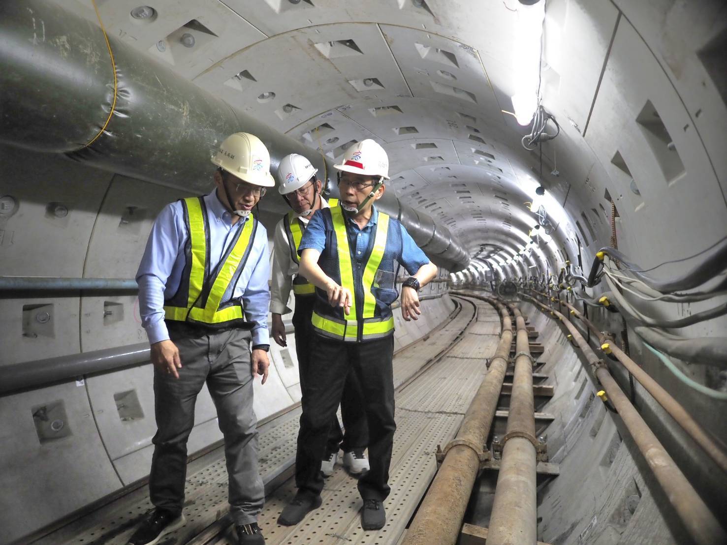 高雄市副市長林欽榮視察「擴建路污水主幹管(第二過港段)及備援系統」