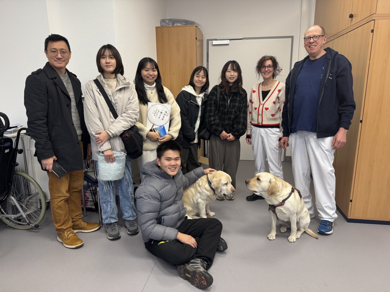 義守大學前進德國杜塞道夫大學　從物理治療專業到人文議題實訪 展現全人醫療新視野)