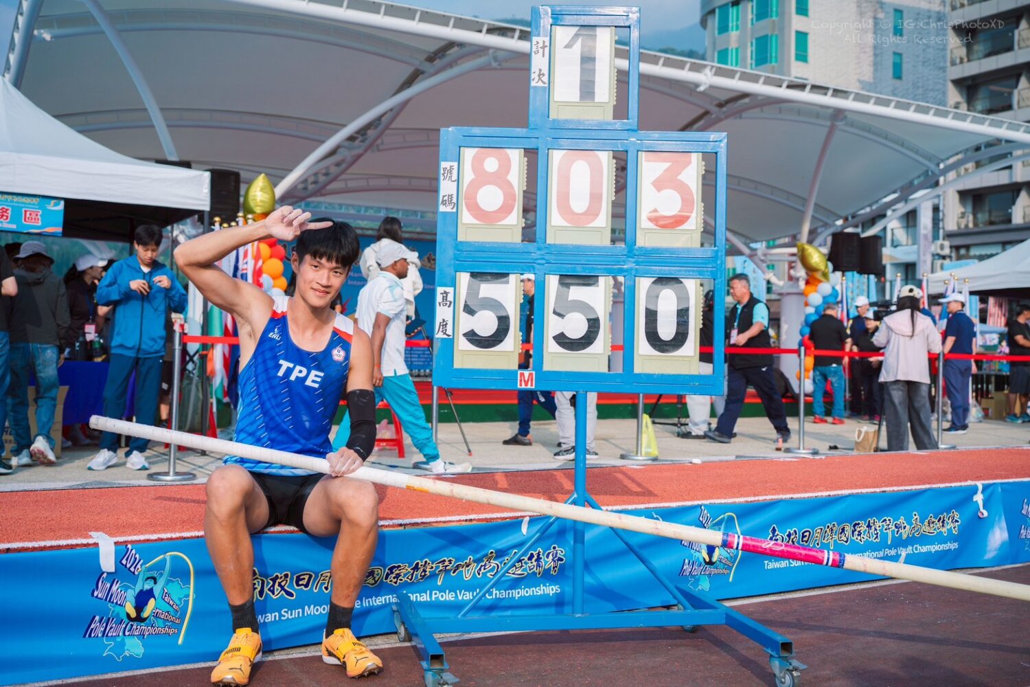 一躍破紀錄！高師大體育系吳彥翰5米50破全國　強勢進軍亞運