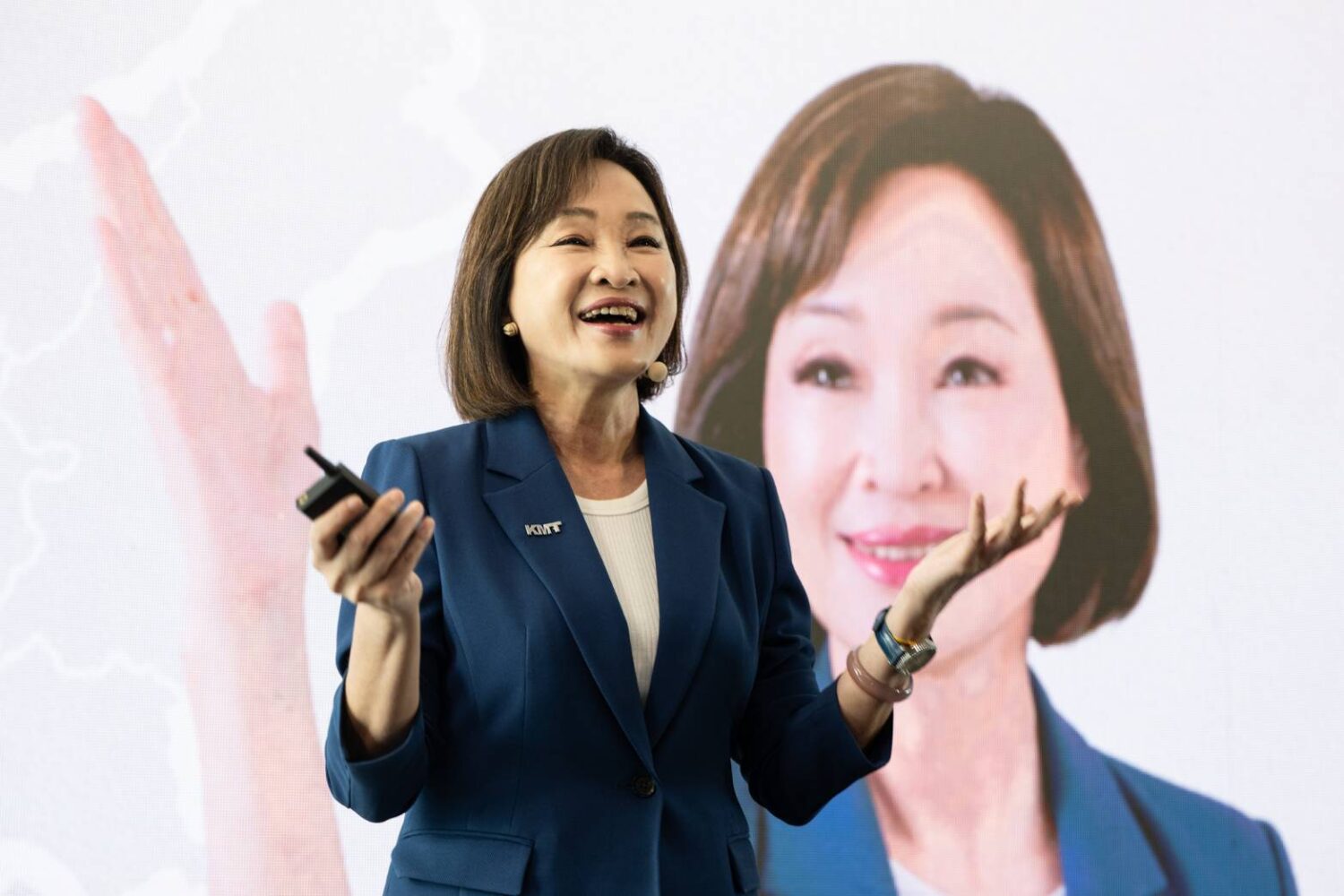 柯志恩舉辦首場政見發表 提出打造「13579 幸福會長久」高雄藍圖