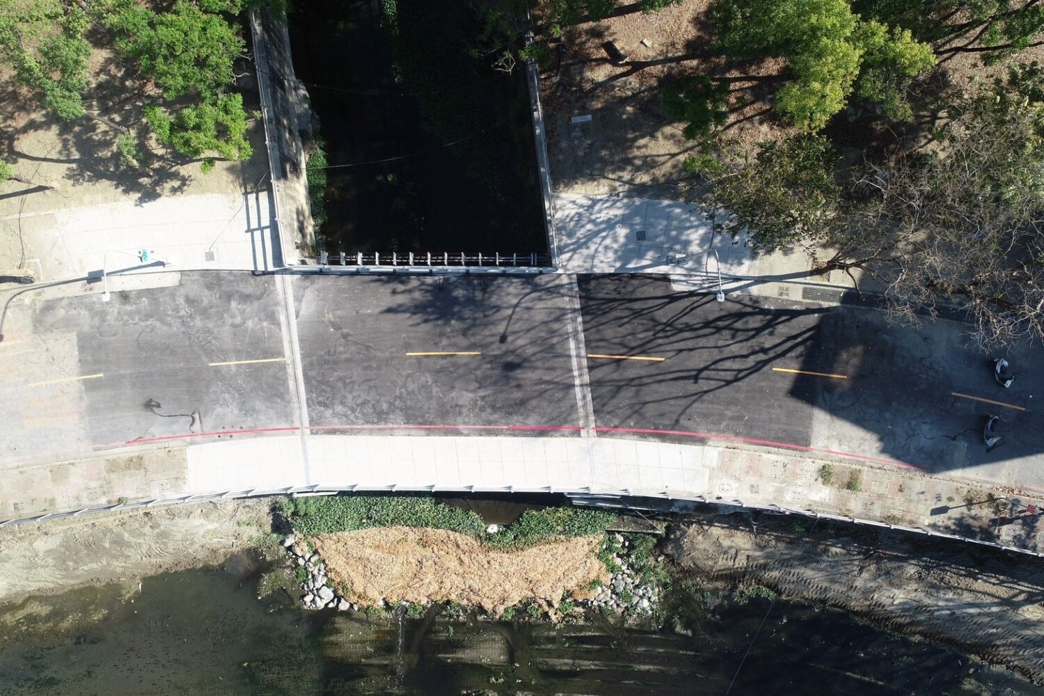 楠梓區溪南街橋改建完工通車！ 提升防洪安全與用路品質