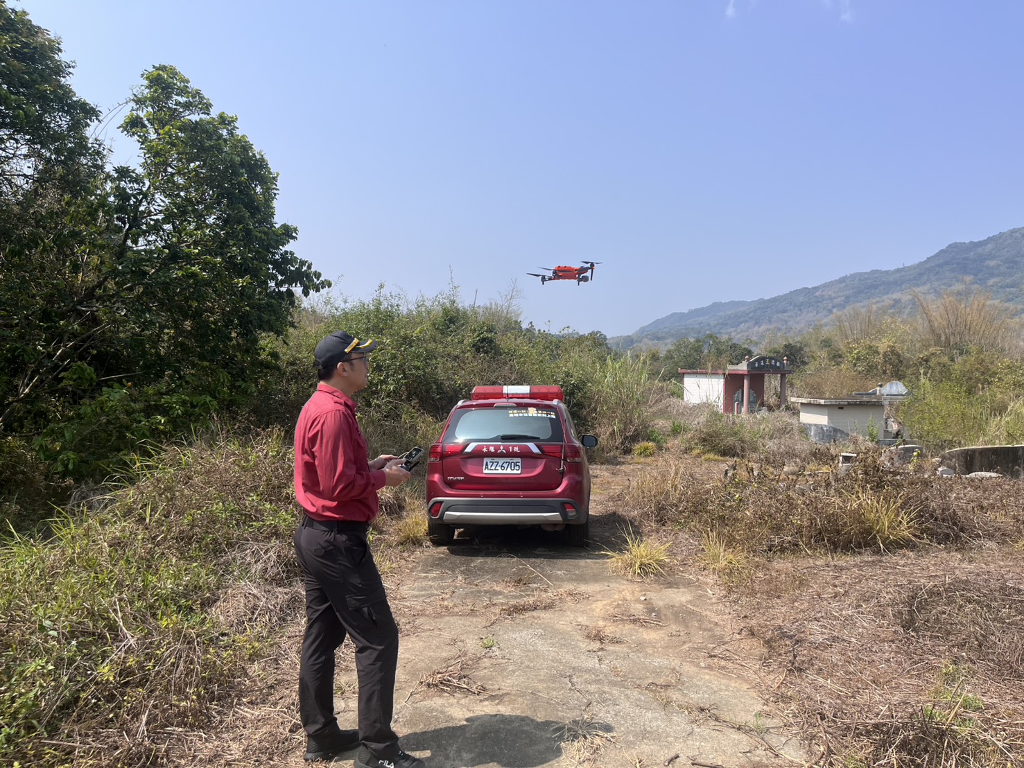 墓區防火不鬆懈 甲仙分隊科技巡查加車巡廣播守護清明祭祖安全 墓區防火不鬆懈 甲仙分隊科技巡查加車巡廣播守護清明祭祖安全