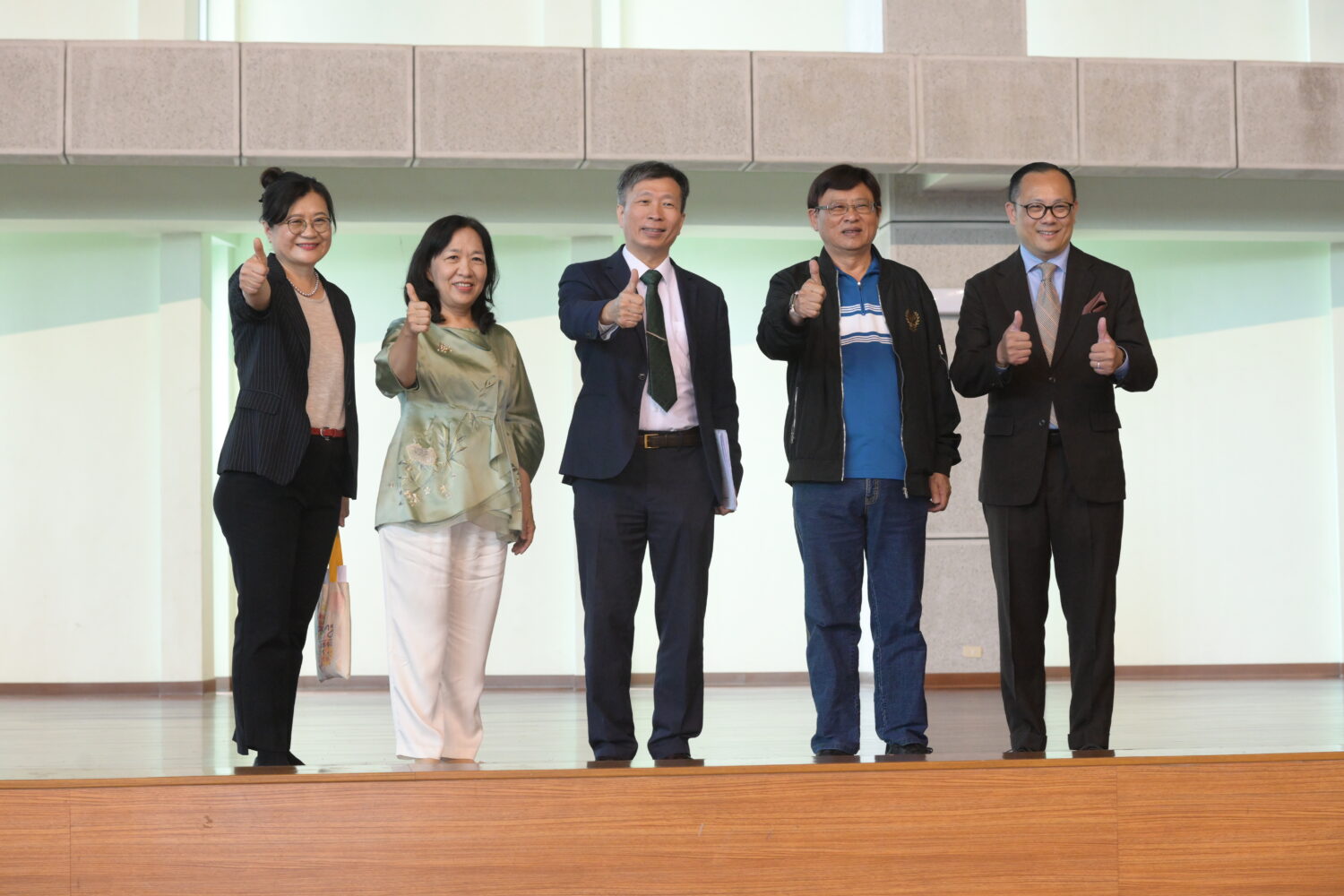 人才荒持續擴大 高餐大學生最搶手 餐旅業加薪搶人