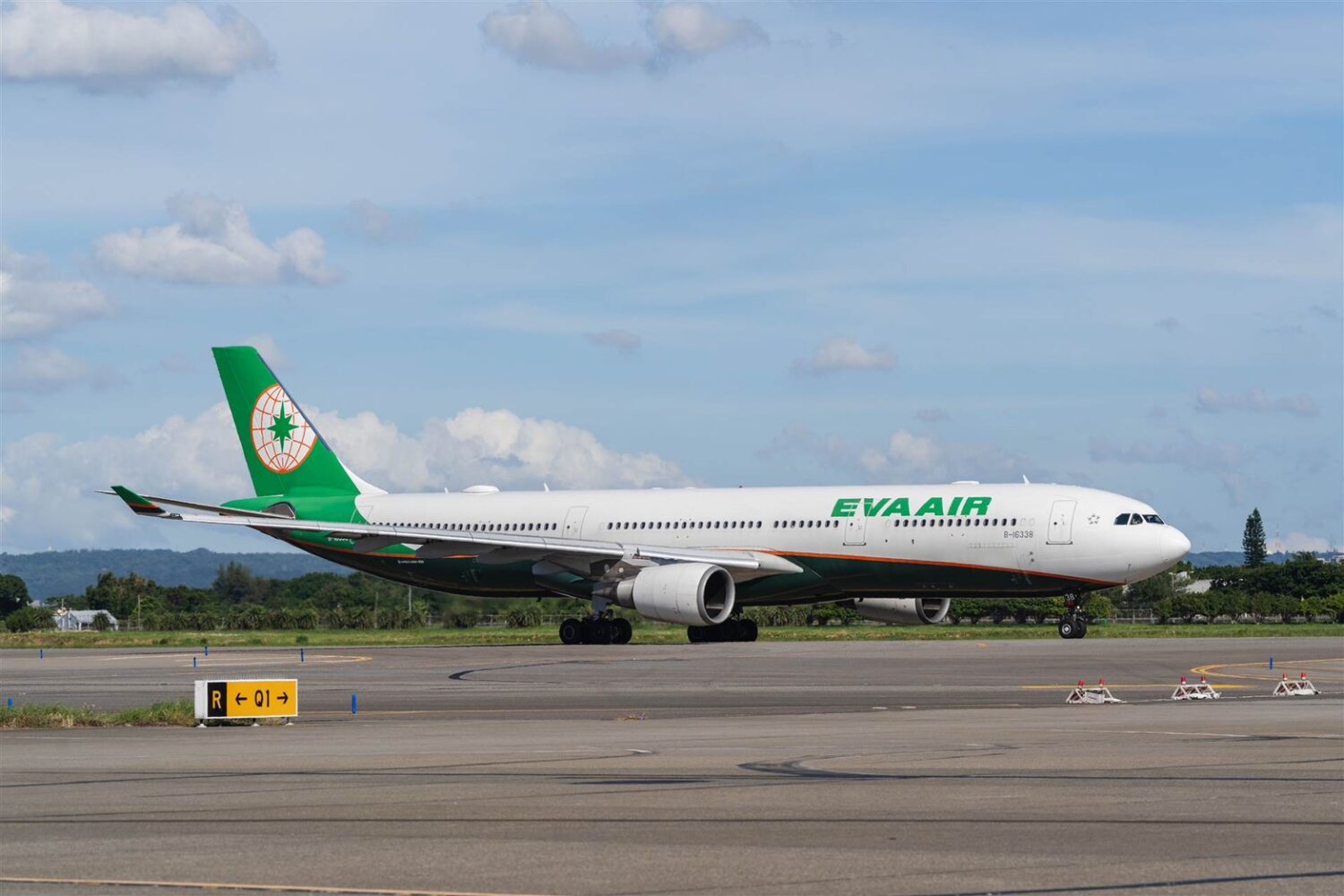 長榮航空佈局南臺灣放大機型以A330客機營運高雄至東京、澳門、上海航線