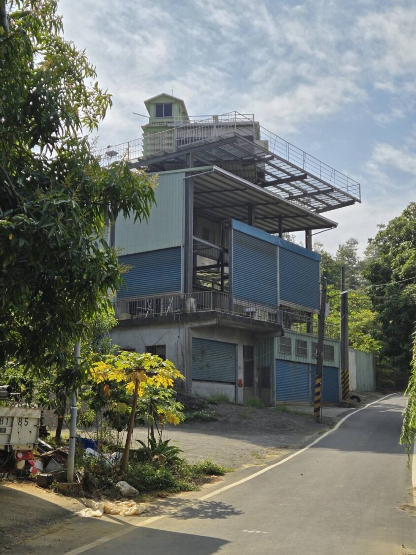 仁武區慈惠段違建非法占用市有地 高市府依法收回土地拆除違建 保障公安與環境衛生