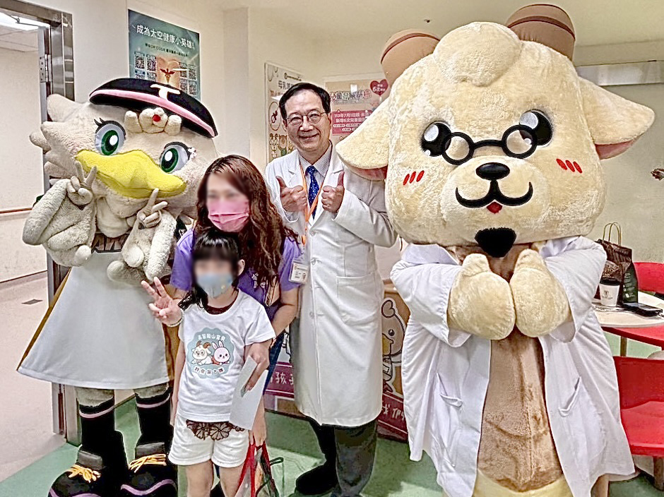 高醫岡山醫院攜手台鋼雄鷹 兒童節前夕熱情關懷病童 打造有溫度的社區照護網