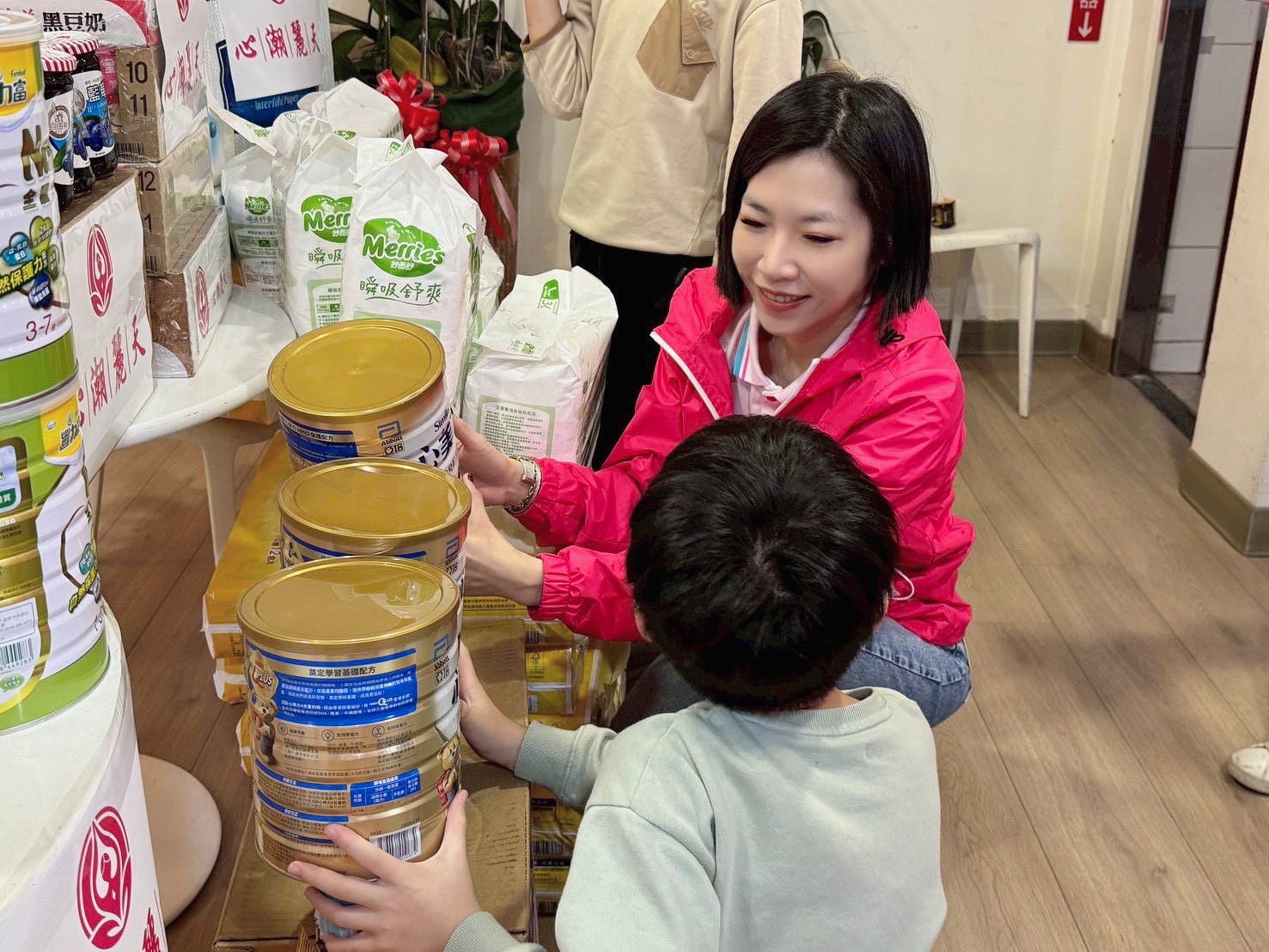 《陽光女子合唱團》熱潮延燒 從電影感動走向現實關懷 忠義育幼院迎來溫暖支持 《陽光女子合唱團》熱潮延燒 從電影感動走向現實關懷 忠義育幼院迎來溫暖支持
