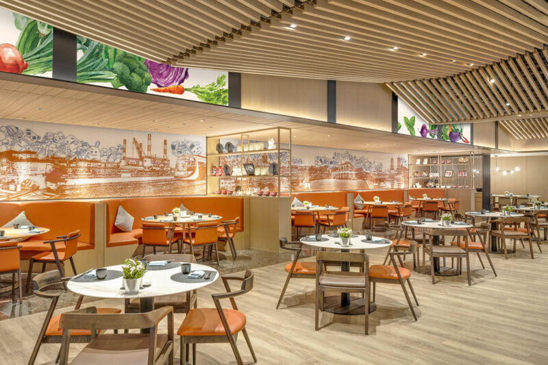 ▲京享蔬食百匯餐廳精選在地無農藥及產地履歷食材，提供健康安心的蔬食美饌。（圖/高雄萬豪酒店提供）