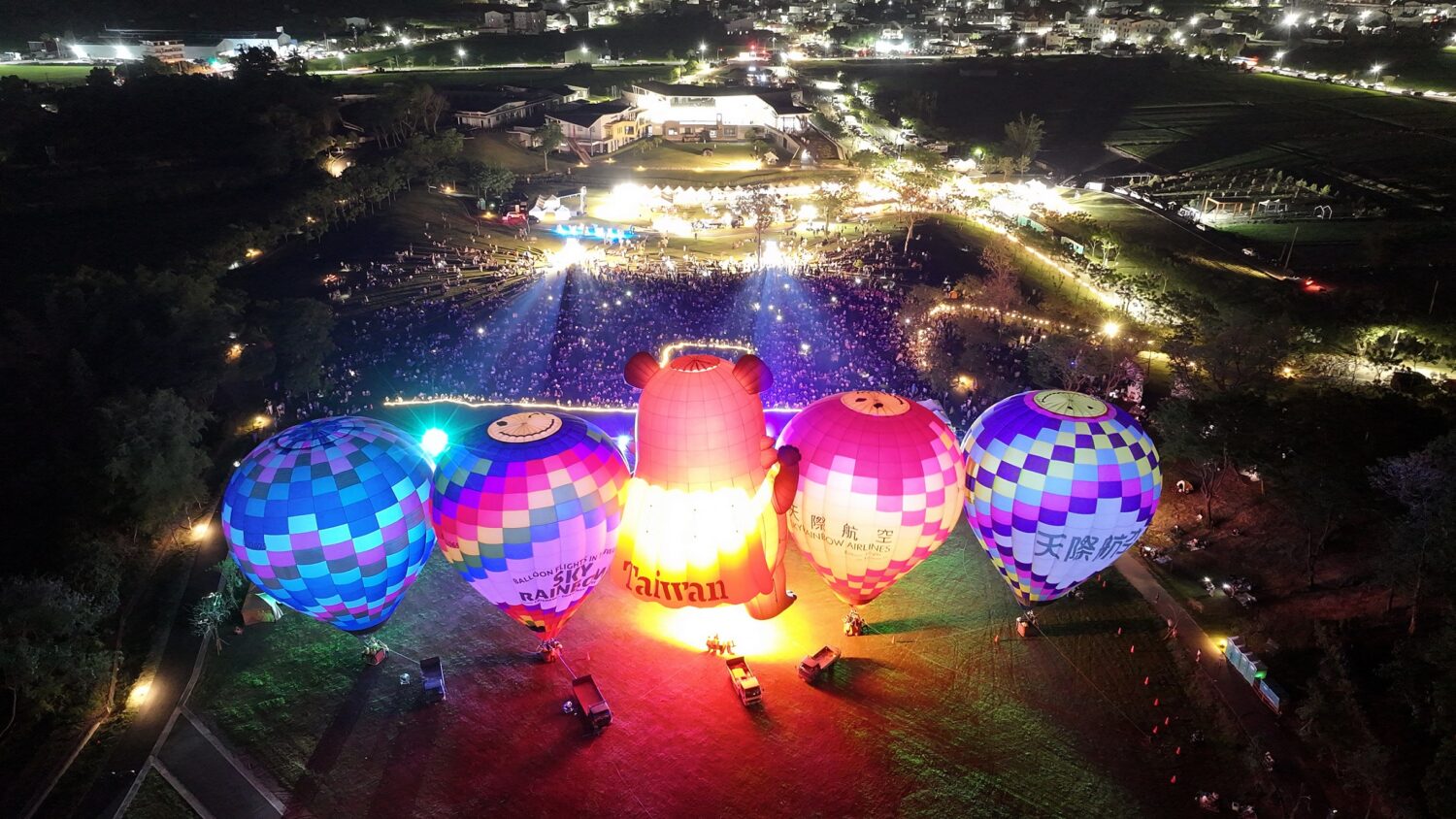 光雕秀延期不掃興！西拉雅森活節吃喝玩樂照常登場