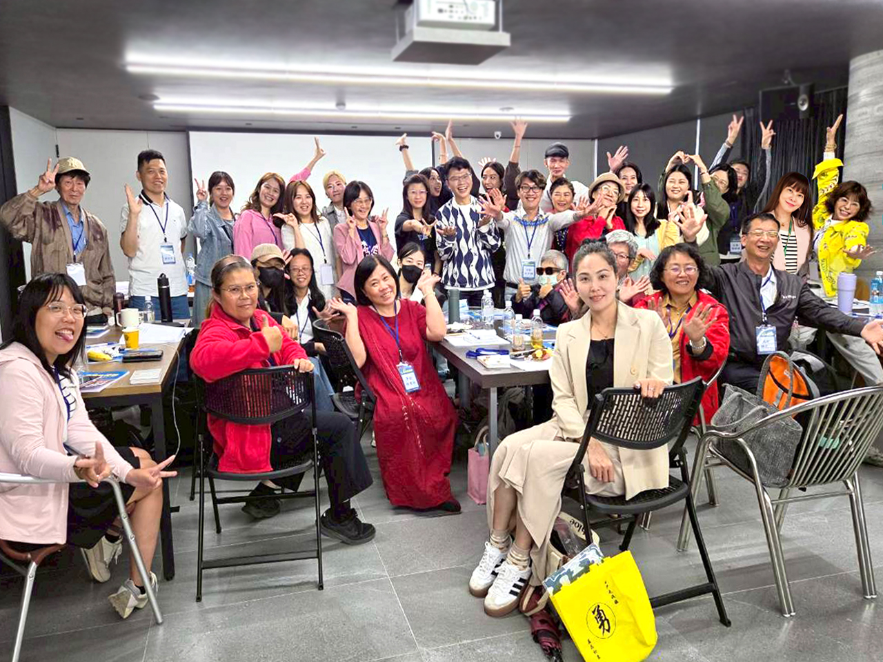 「金牌主持營」揭秘動人主持的終極心法 高鐵站的即興冒險  講師示範神級應變力