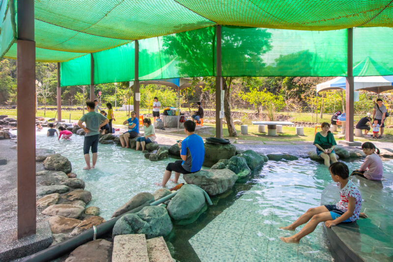 楠西春季爆紅！螢光花泉季4月開跑 一站玩遍賞螢泡湯