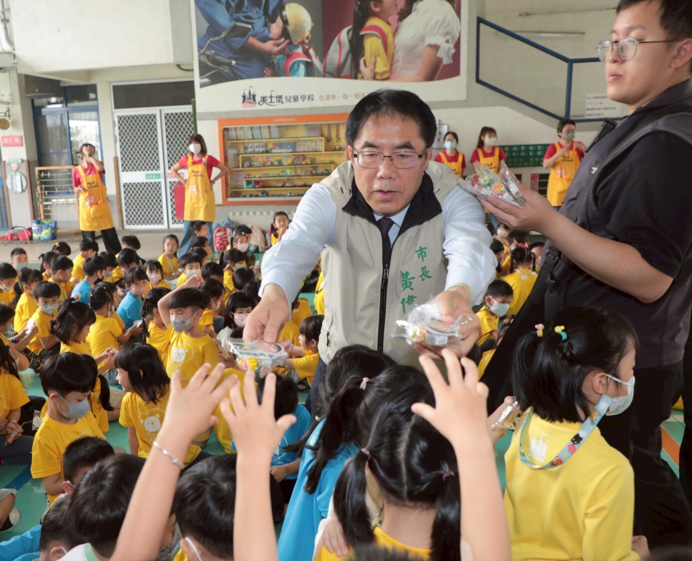 黃偉哲祝福台南市兒童快樂  持續打造優質育兒環境