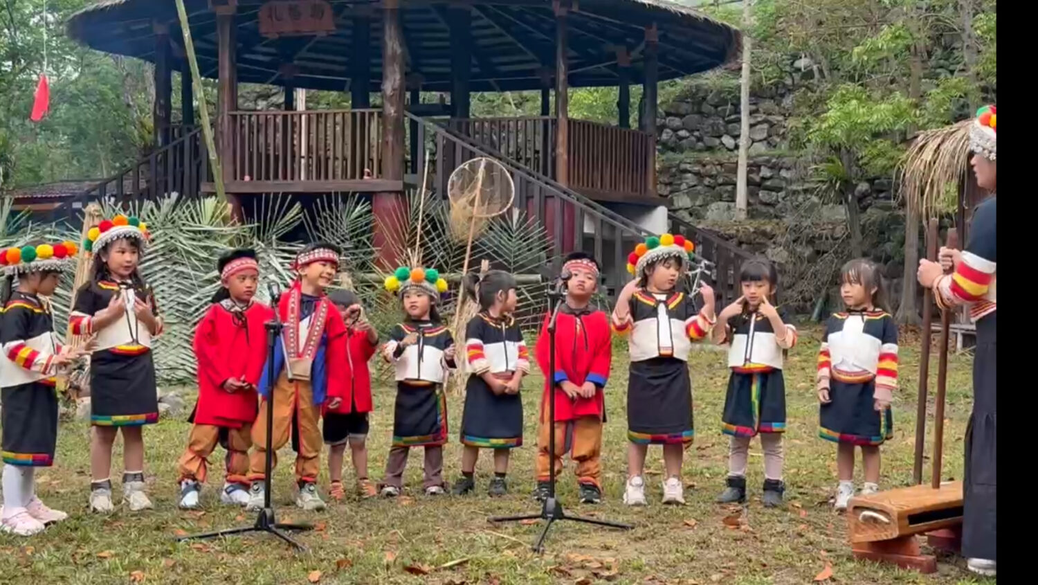 高雄力挺族語扎根  卡那卡那富族河祭登場