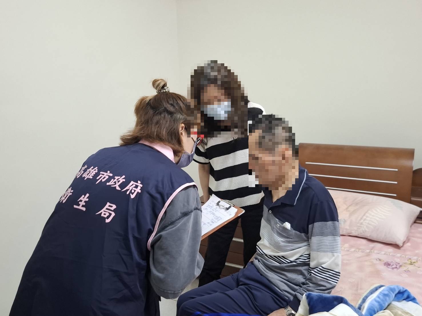 高雄市衛生局布建15處據點 多元化服務陪伴支持家庭照顧者身心負荷 高雄市衛生局布建15處據點 多元化服務陪伴支持家庭照顧者身心負荷