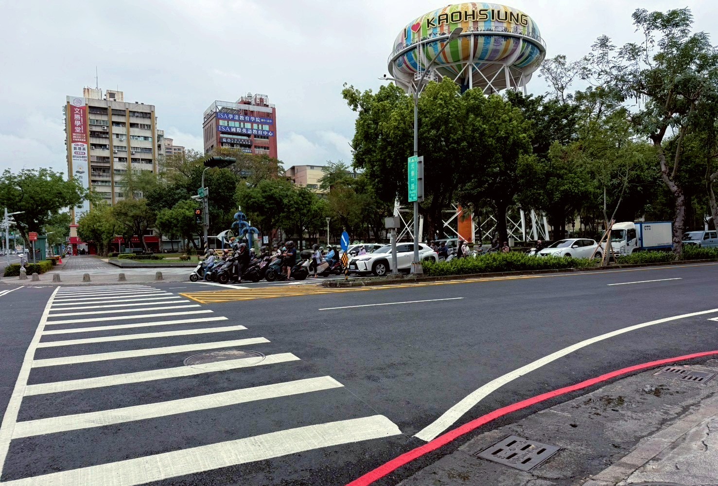 苓雅光華一路透地雷達健檢 高市路面翻新更好行