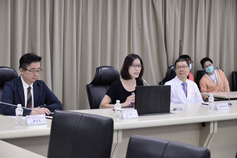 高雄市立鳳山醫院辦理高齡與失智整合照護研討會 推動健康台灣深耕計畫