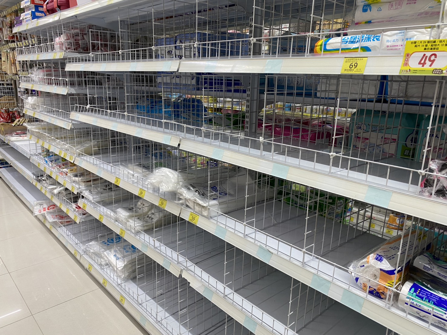 塑膠袋之亂延燒  投檢聯合稽查逾40處