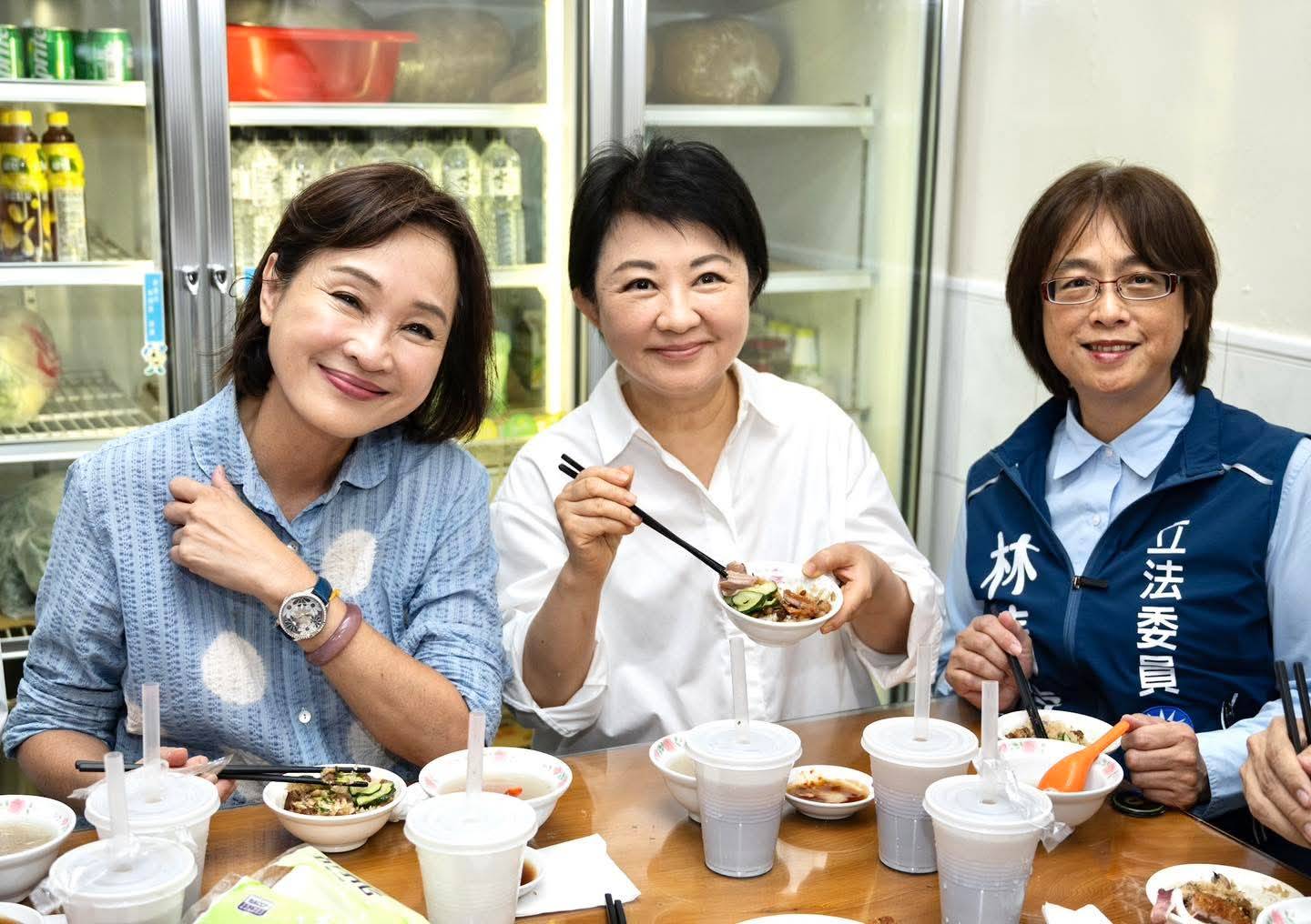 盧秀燕南下力挺柯志恩 相信若當選必照顧高雄市民