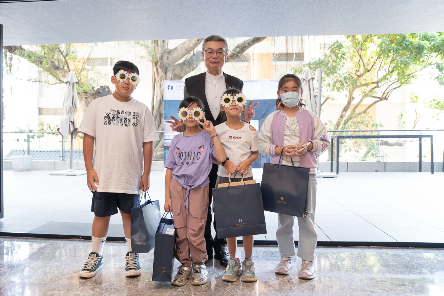 一面許願牆串起愛心！禧榕軒助弱勢童圓夢感動滿溢