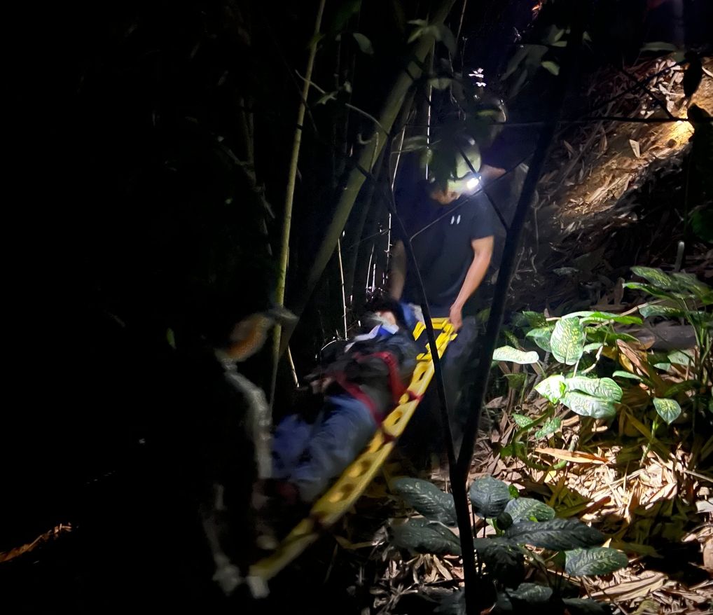 科技救災建功！高雄消防出動無人機 成功尋獲受困果園溝渠老婦