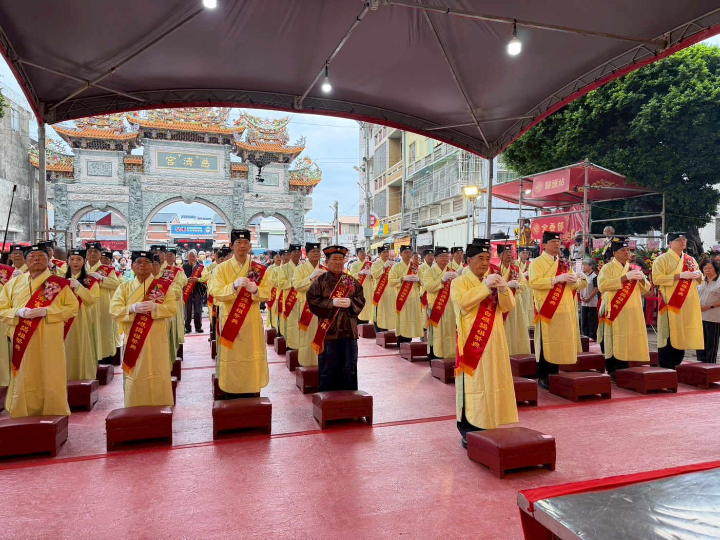 宗教盛事「學甲上白礁」祭典登場  萬人共睹南台灣宗教盛事