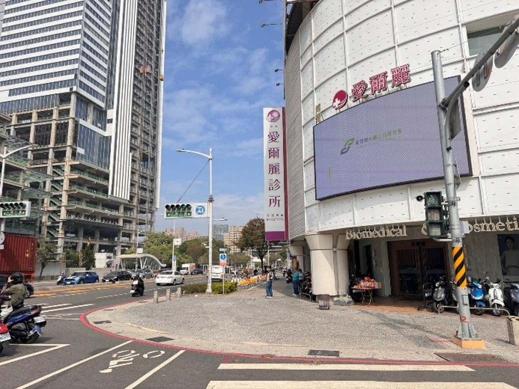 高雄輕軌捷運轉乘 三處示範點遮陽設施預計六月中完工 讓你「抗暑」有感！