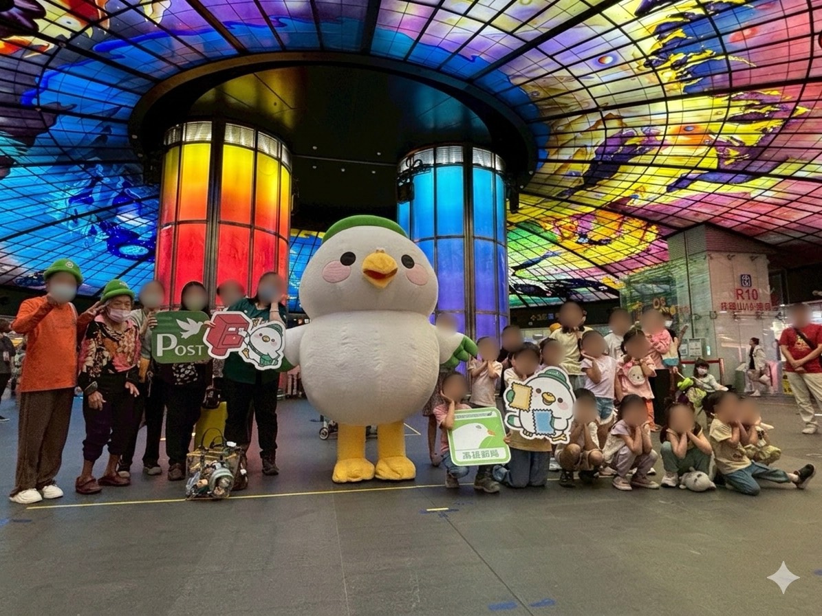 高雄郵局於墨凡.美麗島商場啟動最萌「小小郵差」體驗！
