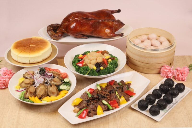 ▲京翠港式飲茶於溫馨五月推出十人桌菜，展現正宗港式料理的精髓，每桌18,800元+10。（圖/高雄萬豪酒店提供）