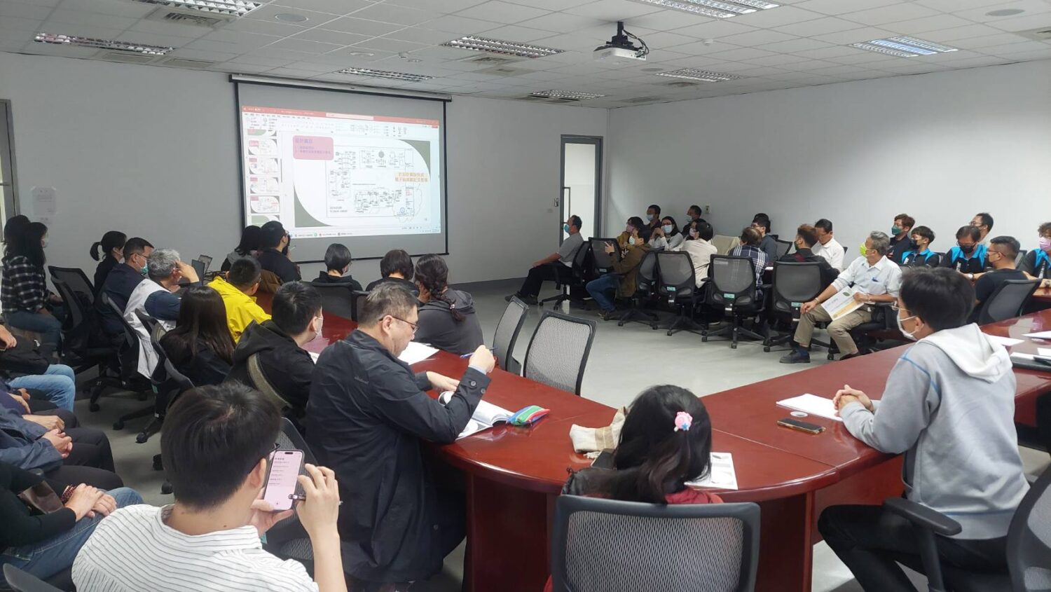 高雄推動污水排水設備審查無紙化 水利局打造數位化低碳轉型新典範