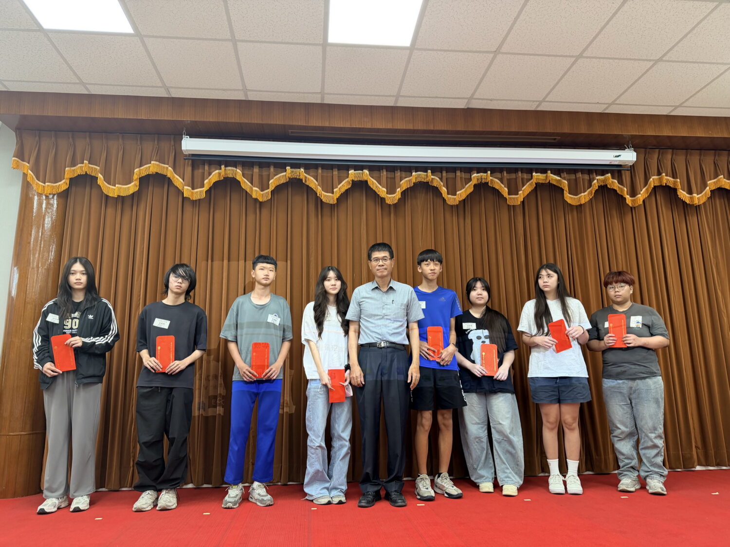 台電南部發電廠頒發近300萬追夢基金 扶持學子萌芽茁壯 台電南部發電廠頒發近300萬追夢基金 扶持學子萌芽茁壯