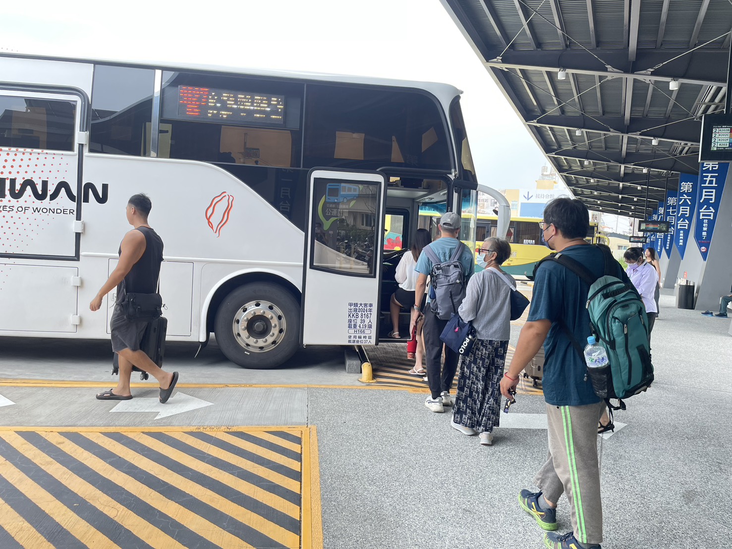 2026屏東黑鮪魚文化觀光季5月2日開跑，搭乘【9127D大鵬灣琉球線】直達東港