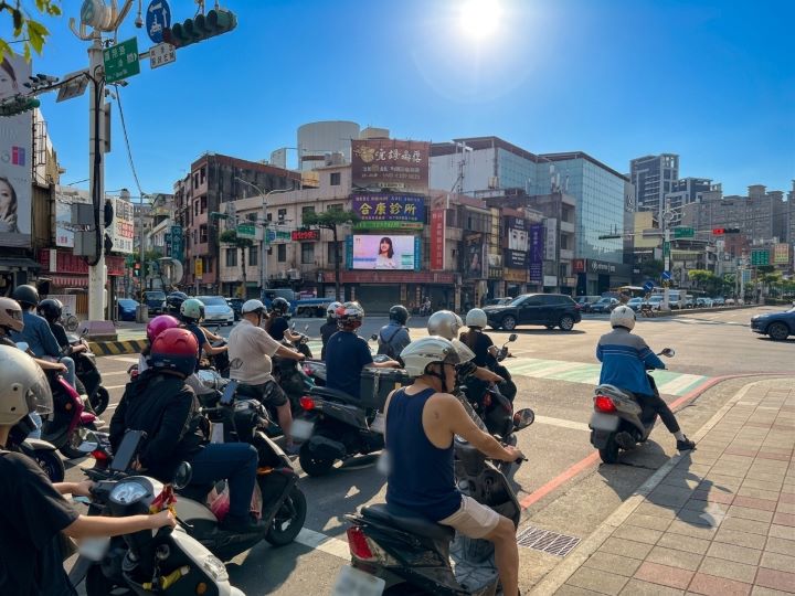 桃園推夏季限定「縮短紅燈」　酷夏抗暑路口平均少曬20秒