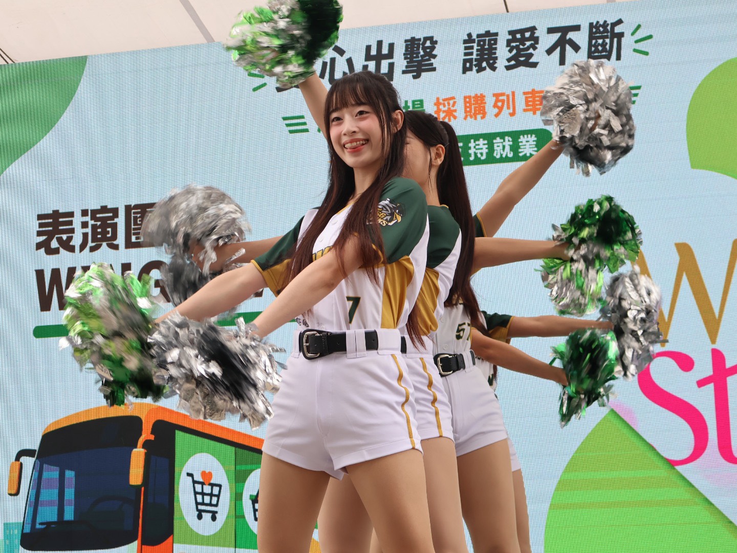 台鋼雄鷹Wing Stars應援開路  高市勞工局庇護工場採購列車6/4澄清湖球場啟動