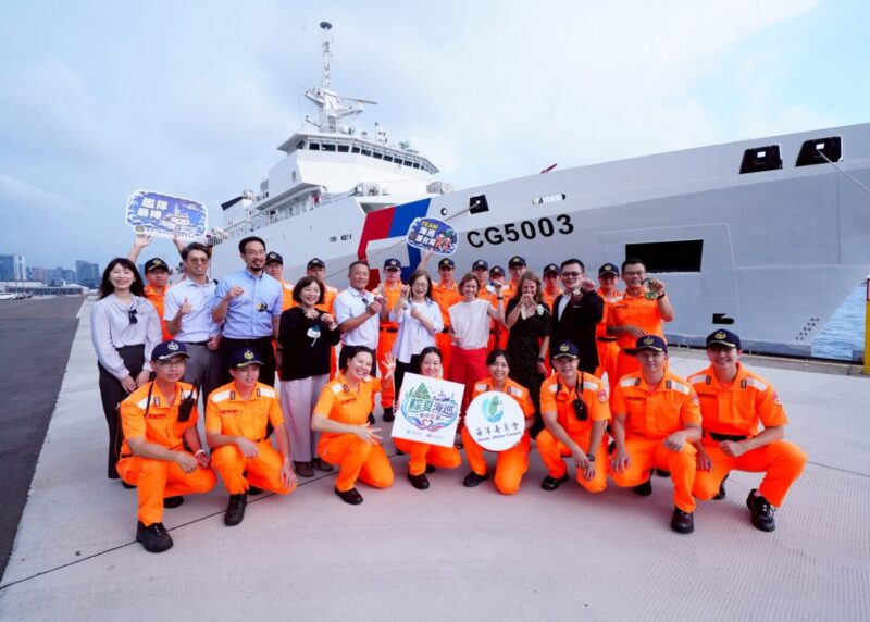 英國代表首登台灣海巡旗艦！ 管碧玲主委：台英共伴維護區域和平