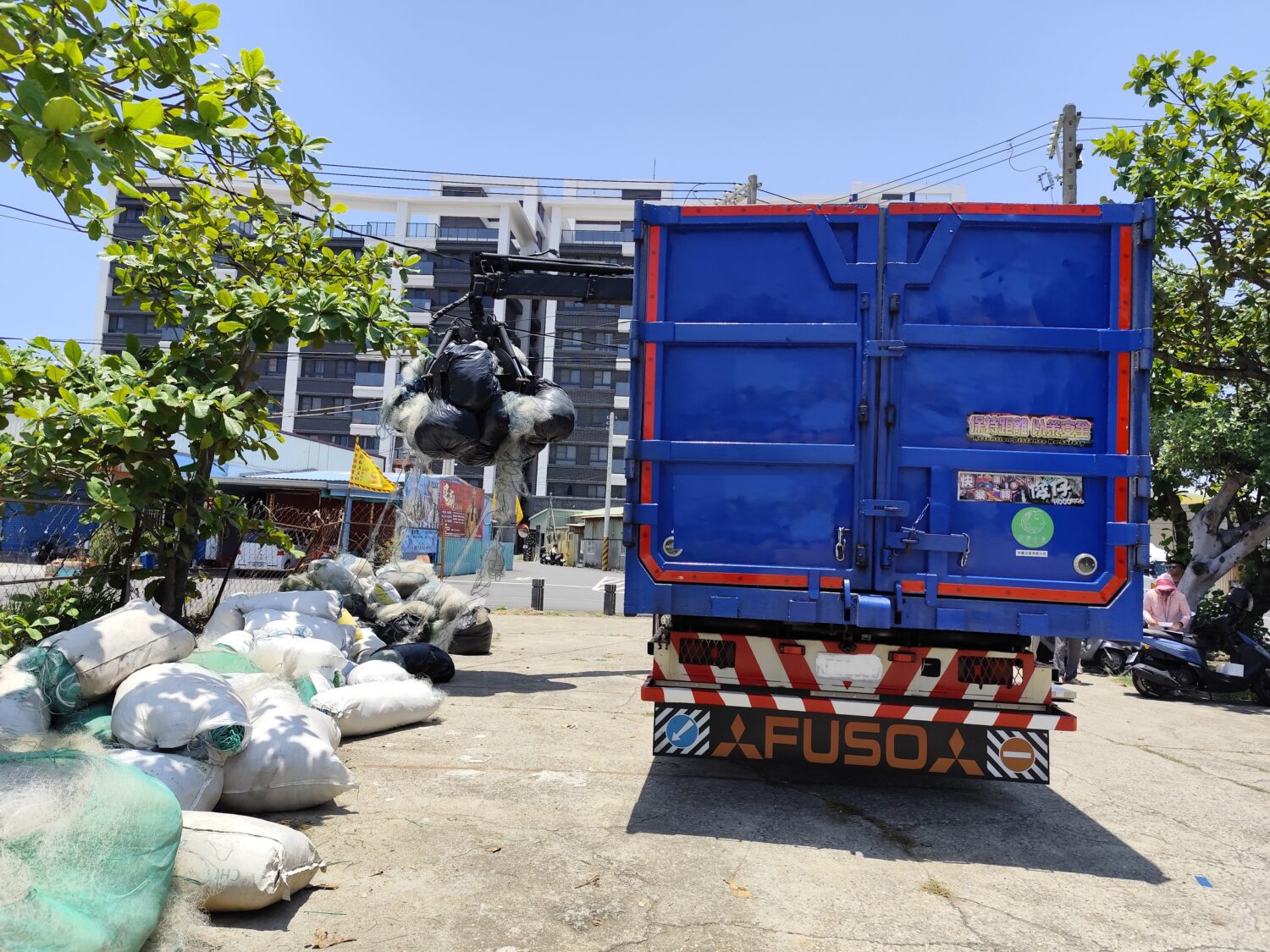 淨零減碳顧海洋 高市海洋局鼓勵廢棄漁網回收換禮券 淨零減碳顧海洋 高市海洋局鼓勵廢棄漁網回收換禮券