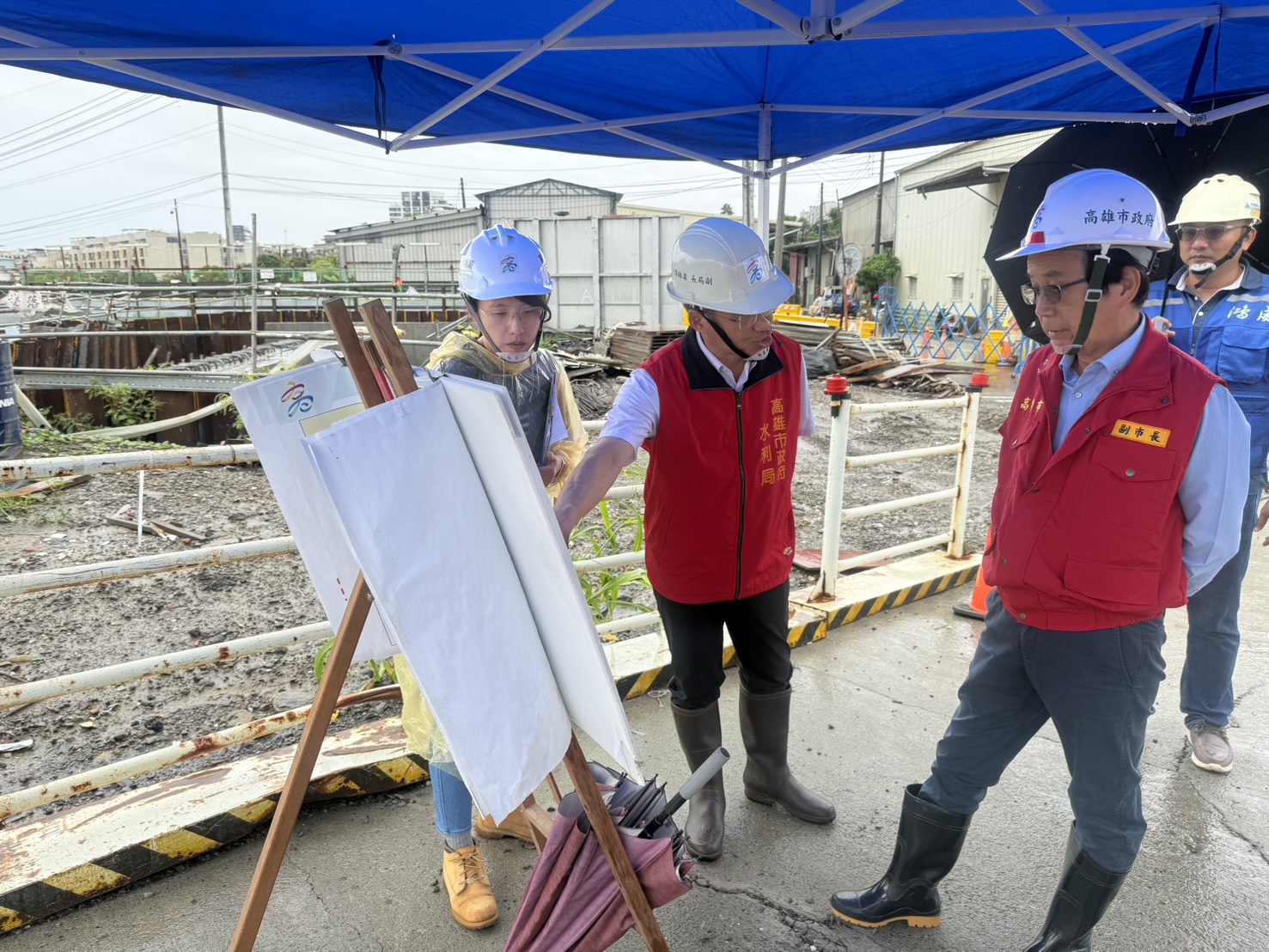 林欽榮副市長視察仁武區八涳橋及大寮區拷潭排水治理防災成效
