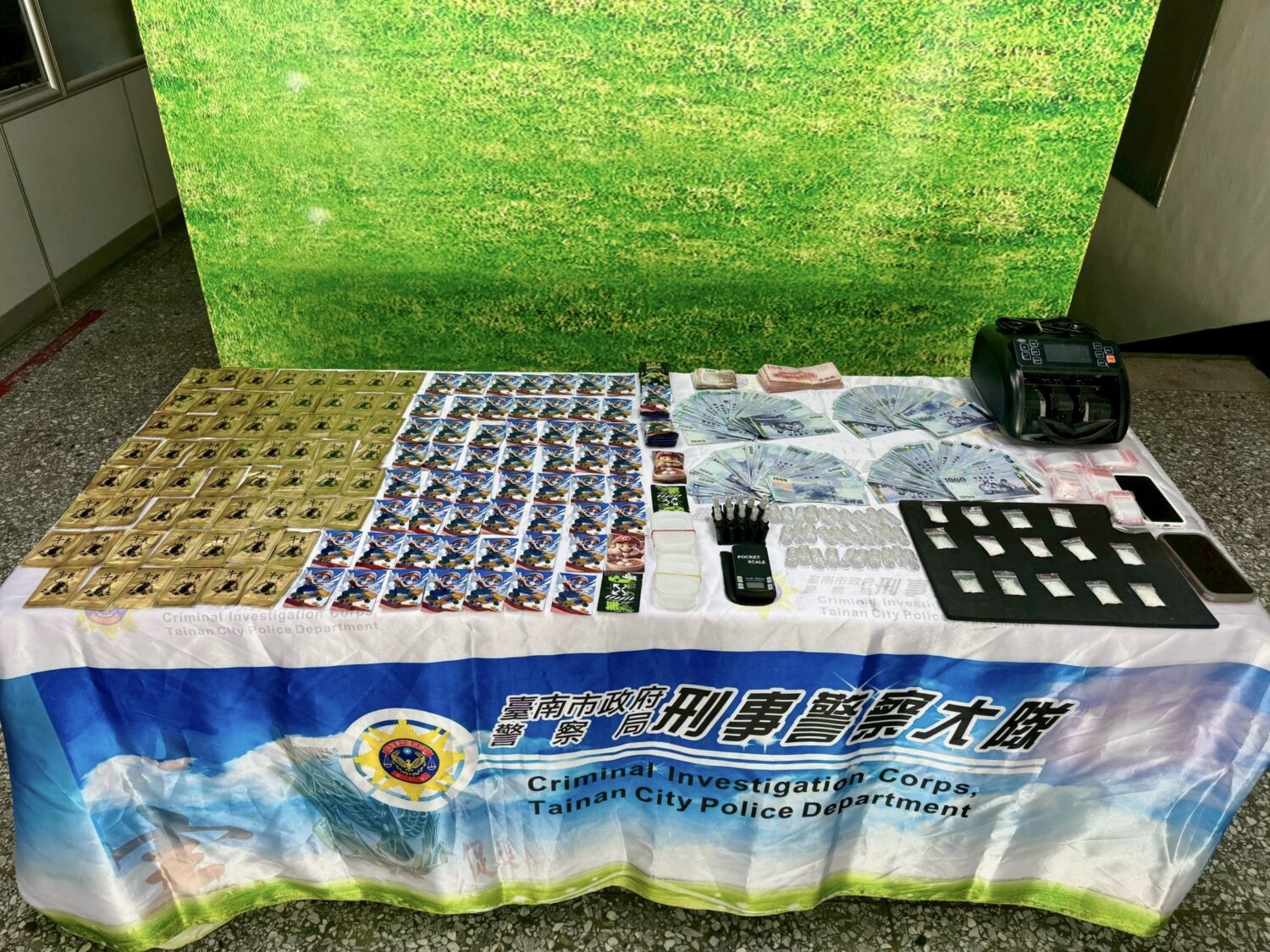南市刑大跨境大掃蕩  斬斷依托咪酯供應鏈、多名藥腳落網
