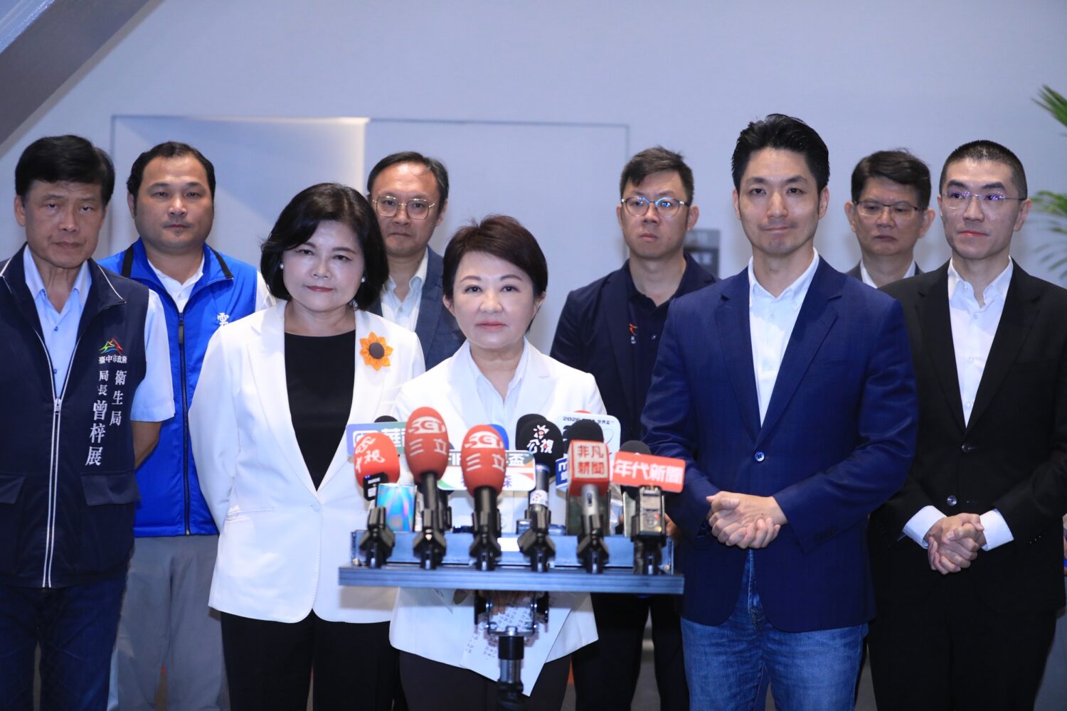 食安就是國安!盧秀燕號召縣市首長 下週召開「線上國是會議」共商防堵毒油對策 食安就是國安!盧秀燕號召縣市首長 下週召開「線上國是會議」共商防堵毒油對策