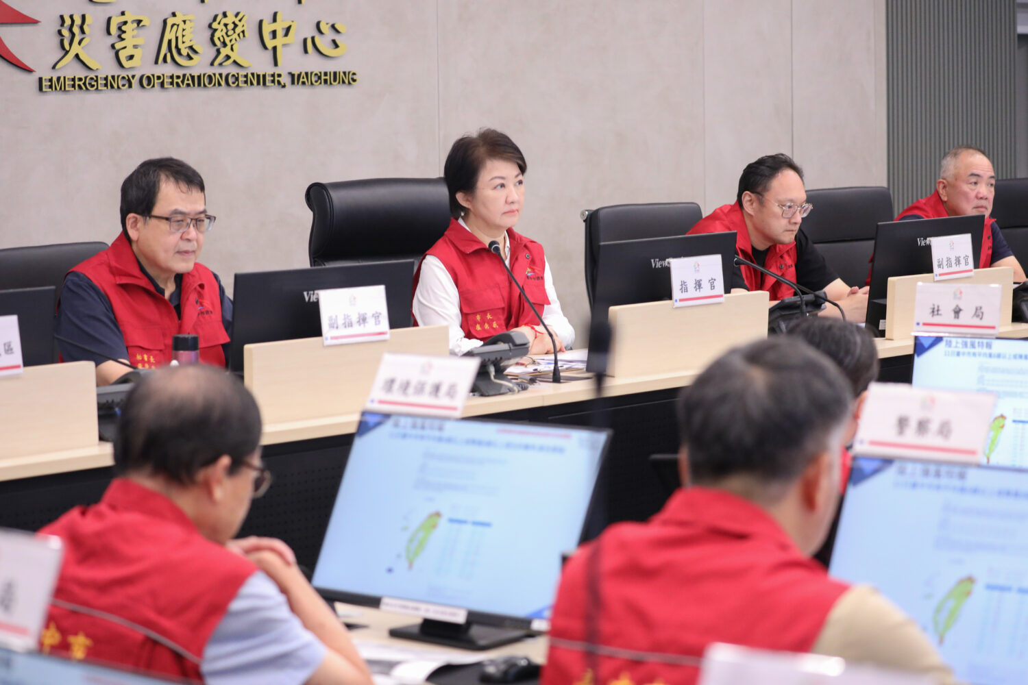 巴威陸警解除 盧秀燕:颱風尾仍有風雨 中市持續警戒復原 巴威陸警解除 盧秀燕:颱風尾仍有風雨 中市持續警戒復原