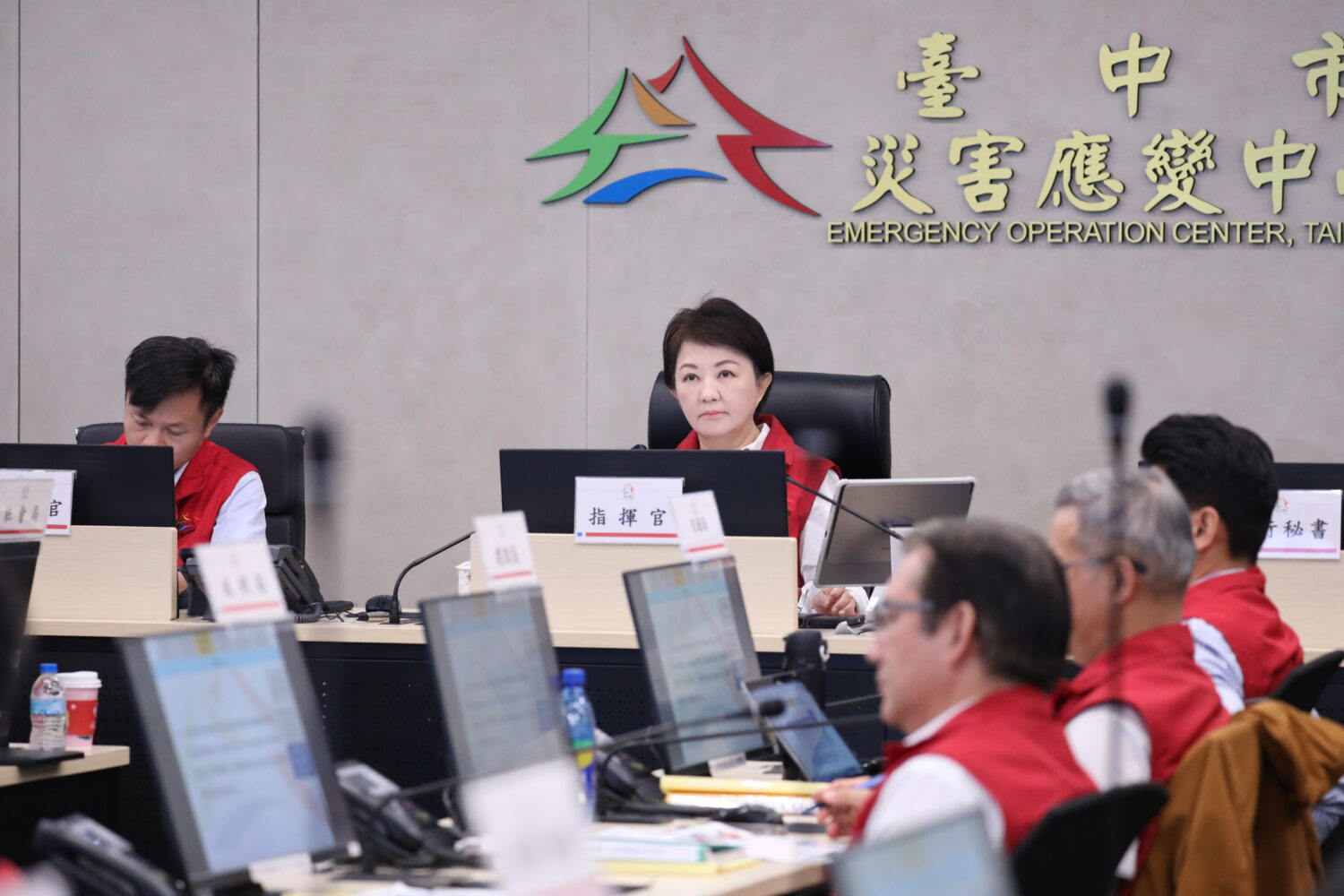 巴威颱風持續影響台中 盧秀燕主持應變會報:颱風未遠離、市民勿外出 巴威颱風持續影響台中 盧秀燕主持應變會報:颱風未遠離、市民勿外出