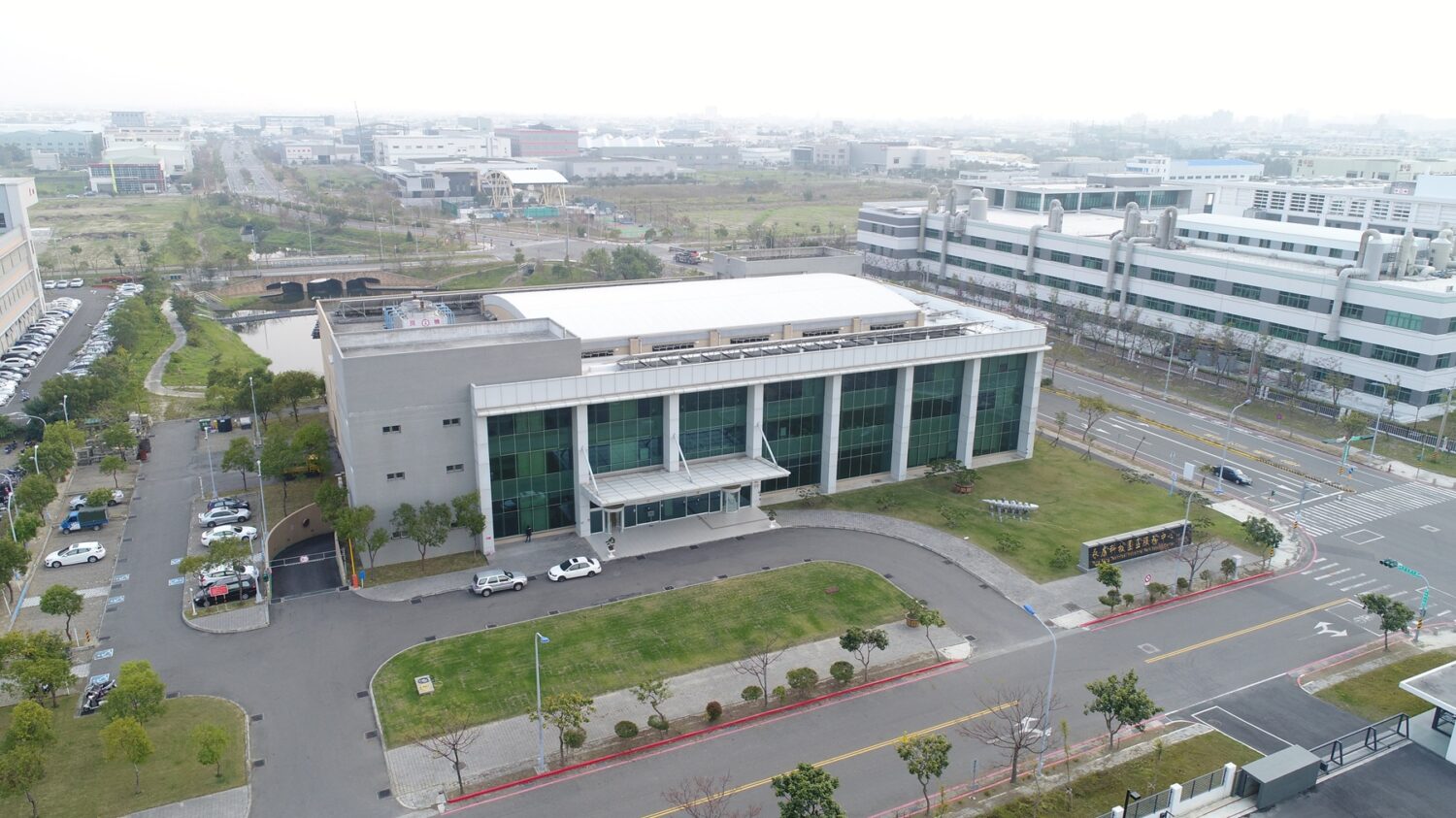企業留下來幸福也留下來 臺南打造產業園區三贏新典範 企業留下來幸福也留下來 臺南打造產業園區三贏新典範